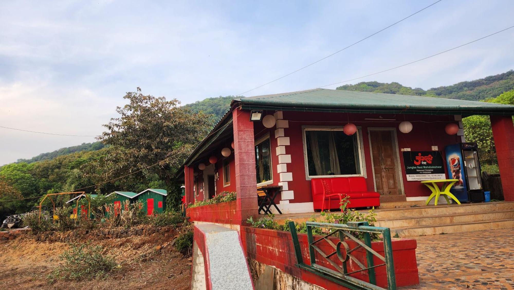 Junglee Nest & Huts Mahabaleshwar